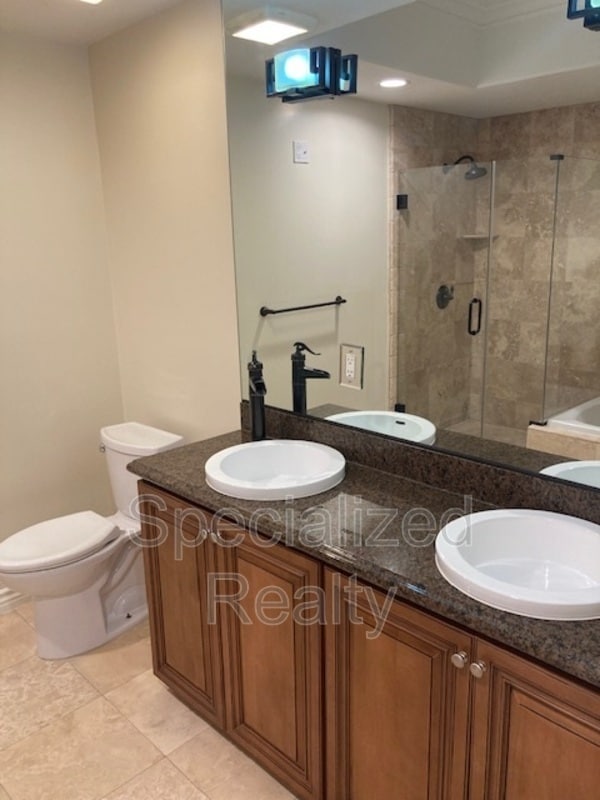 Building Photo - 10921 Whipple St