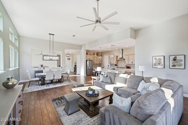 Building Photo - 5113 N 207th Dr