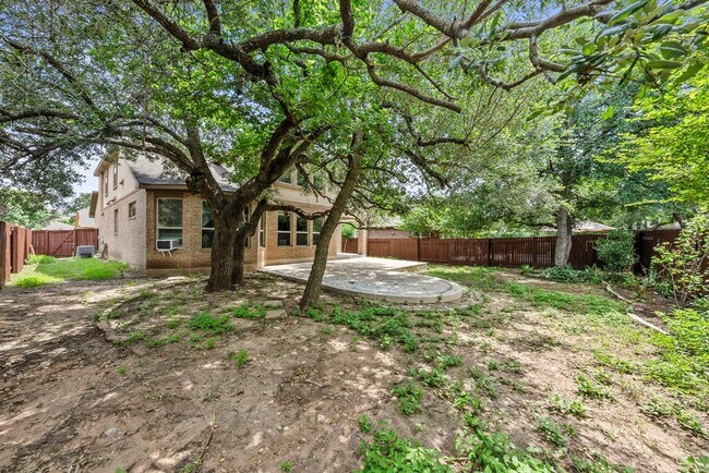 Building Photo - 4401 Trinity Woods St