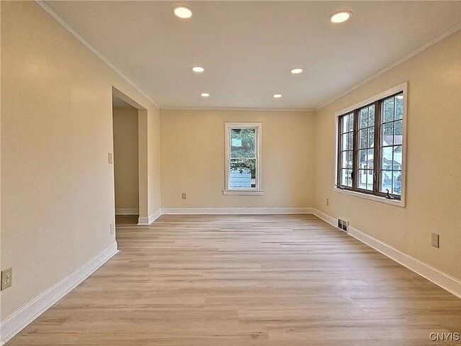 Building Photo - 3 Bed 1.5 Bath Rental in Sherrill NY