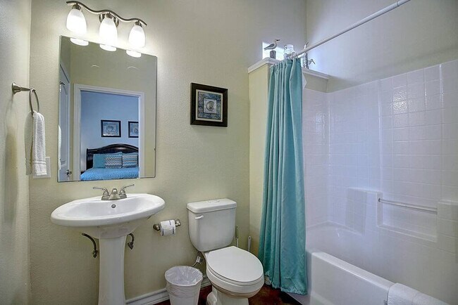 Building Photo - 2212 TX-361