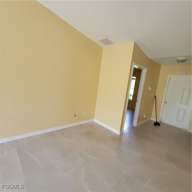 Building Photo - 5235 30th St SW