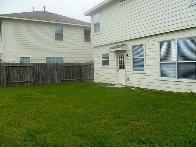 Building Photo - 4123 Wimberley Hollow Ln