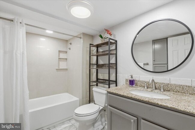 Building Photo - 7203 Arthur Dr