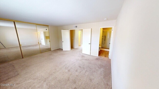 Building Photo - 336 Green Moor Pl