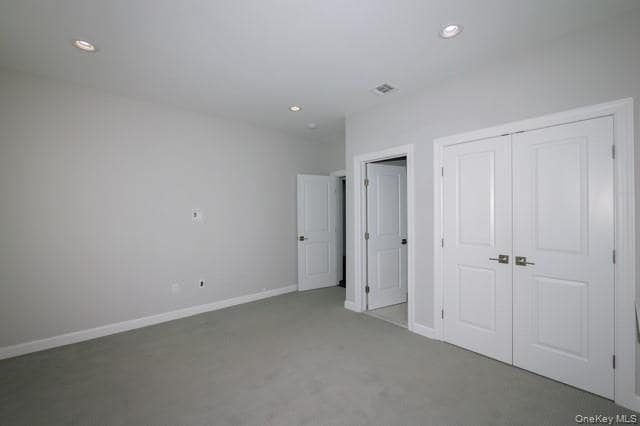 Building Photo - 198 Sutton Ct