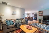 Building Photo - 76 Bay Rd