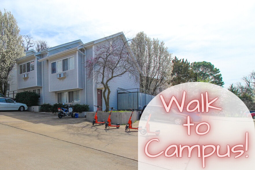 Primary Photo - Molly Court