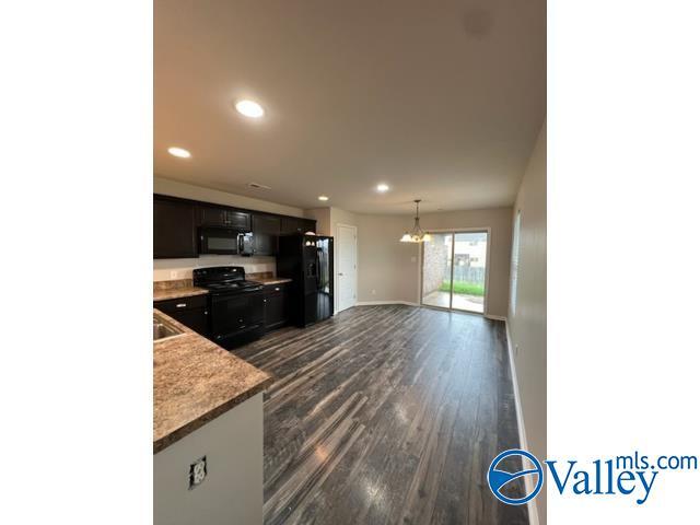 Building Photo - 3464 Avalon Lake Dr SW