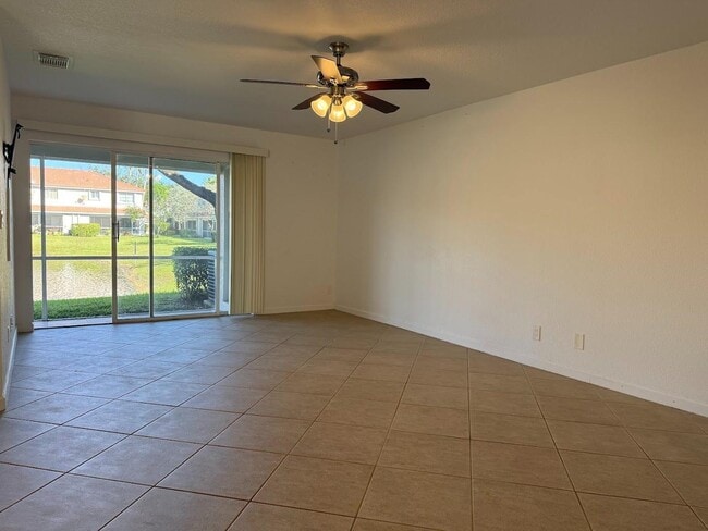 Building Photo - 6204 Sandy Bank Terrace