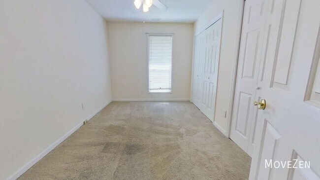 Building Photo - 3956 Echo Farms Blvd