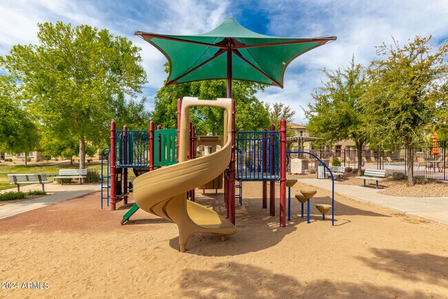 Building Photo - 4333 S Rim Ct