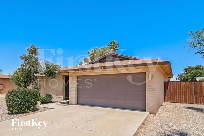 Building Photo - 4614 W Diana Ave