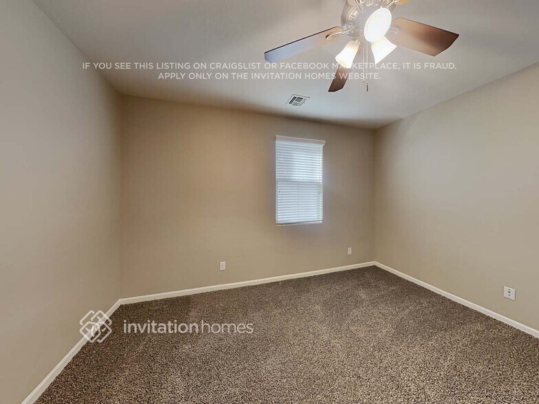 Building Photo - 3041 N Clanton St