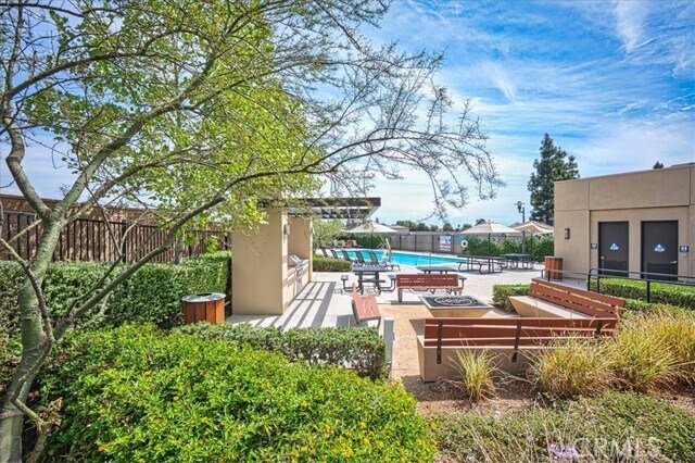 Building Photo - 661 Sawyer Pl