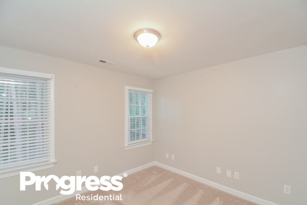 Building Photo - 4100 Mangrove Dr