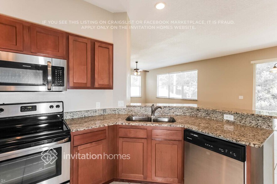 Building Photo - 27036 Stillbrook Dr