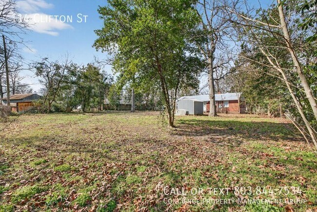 Building Photo - 114 Clifton St