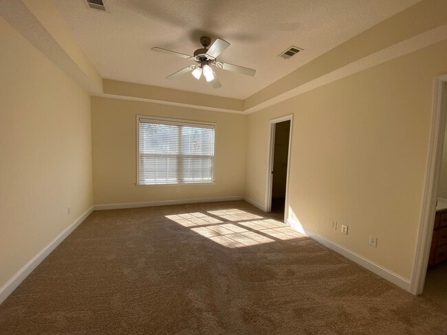 Building Photo - 502 Bradwell St