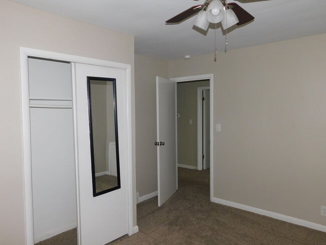 Building Photo - 901 Mahrenholz Ave