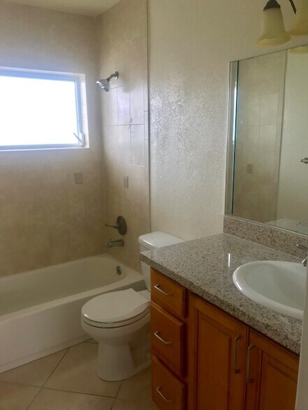 Building Photo - 8475 SW 94th St