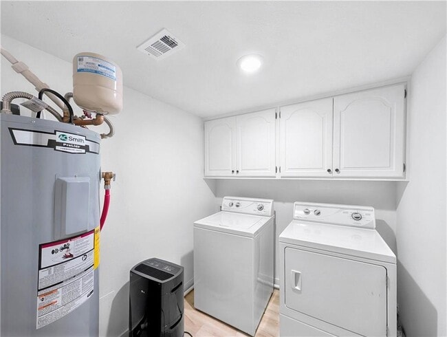 Building Photo - 1 Mellor Ct