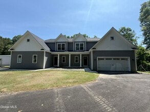 Building Photo - 492 Clifton Park Center Rd