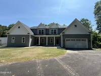 Building Photo - 492 Clifton Park Center Rd