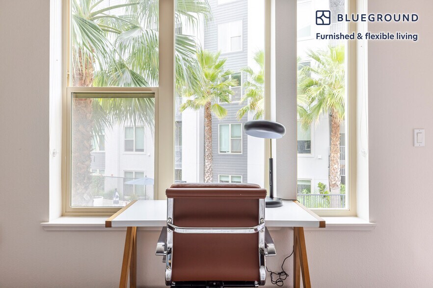 Building Photo - 650 E Capitol Ave