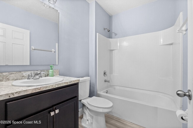 Building Photo - 402 Moray Dr