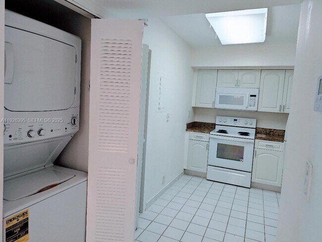 Building Photo - 3300 NE 191st St