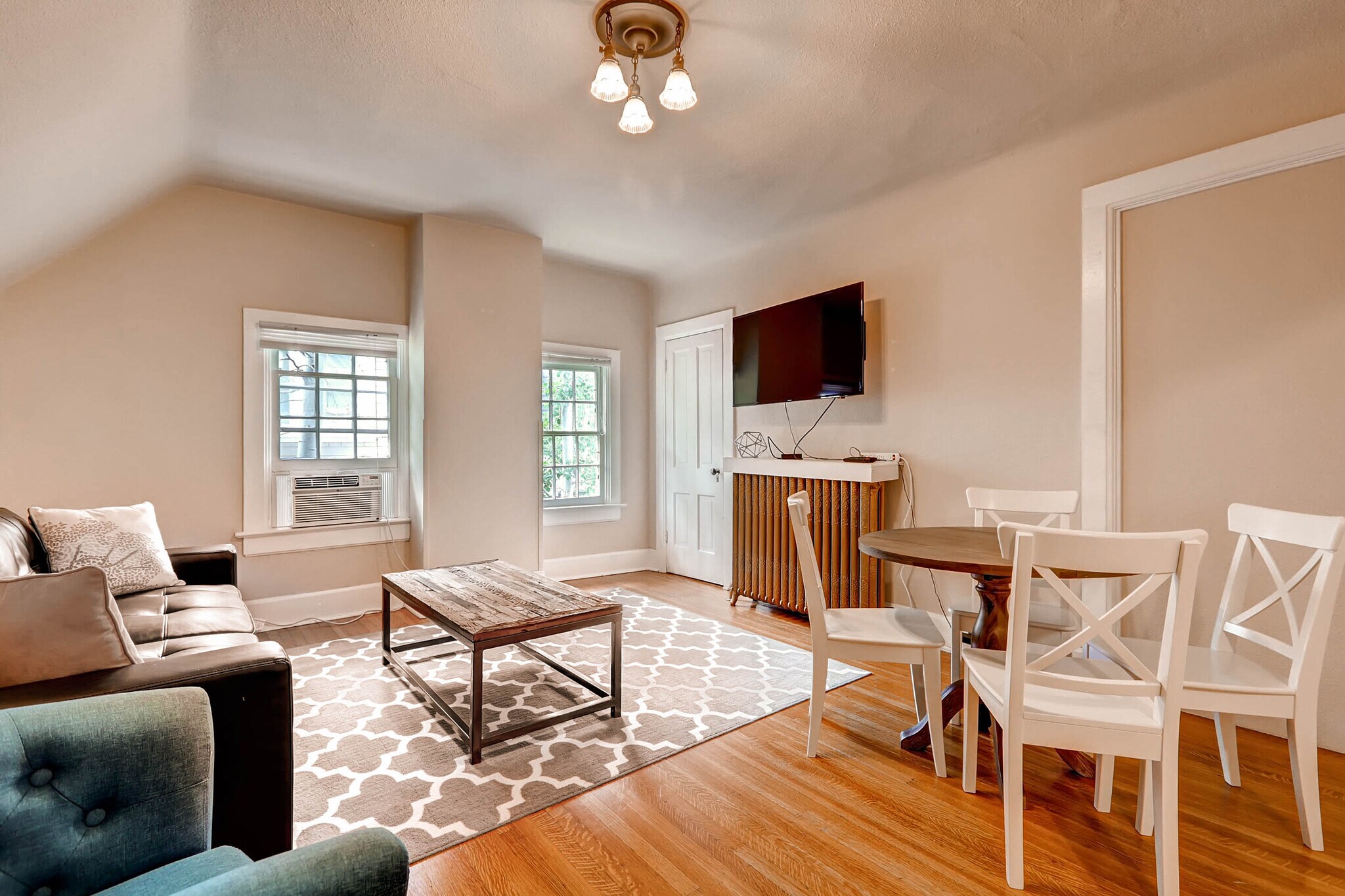 Building Photo - 1638 N Ogden St