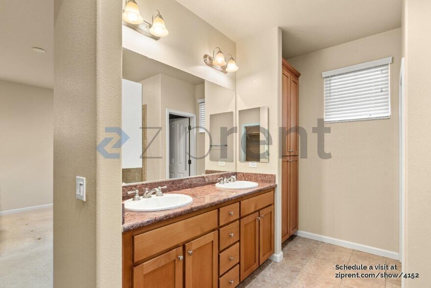 Building Photo - 457 Norwood Cir