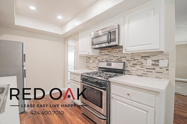 Building Photo - 861 Glencliff St