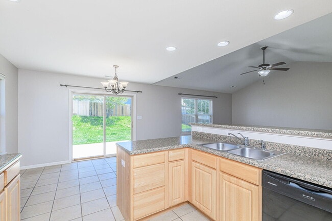 Building Photo - 5306 Silver Mill Dr