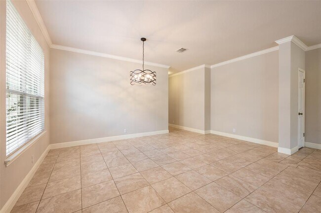 Building Photo - 11619 Sonoma Dr