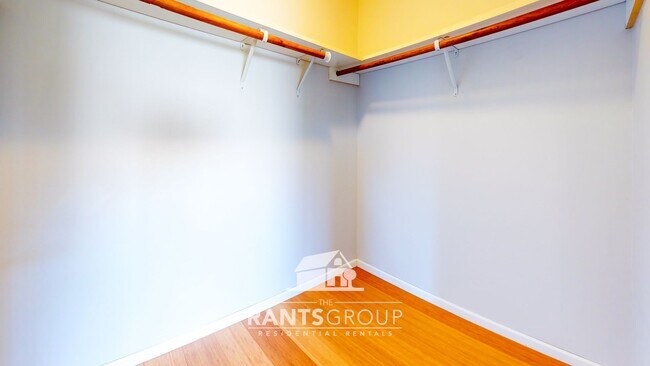 Building Photo - 5146 Balustrade Blvd SE