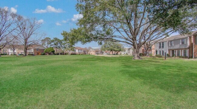 Building Photo - 14231 Misty Meadow Ln