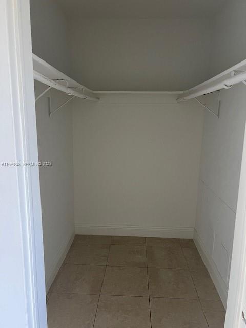 Building Photo - 3901 SW 78th Ct