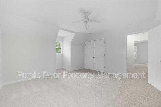 Building Photo - 4201 Autumn Lake Dr