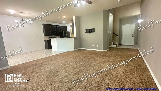 Building Photo - 304 Basil St