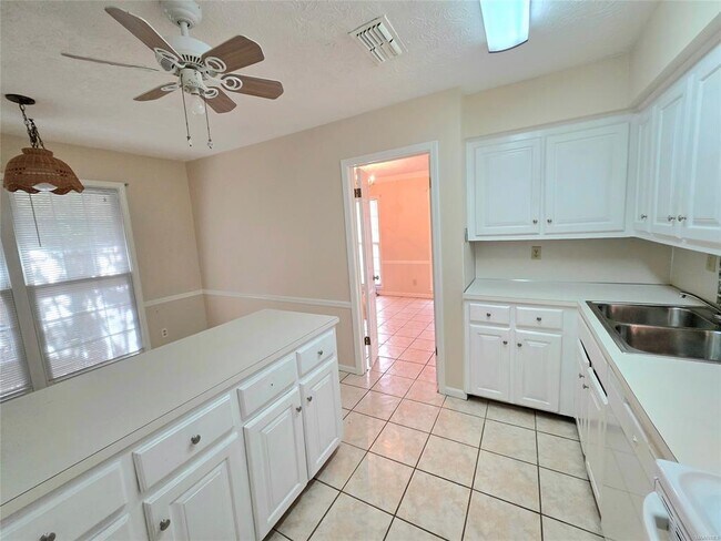 Building Photo - 1845 Young Farm Rd