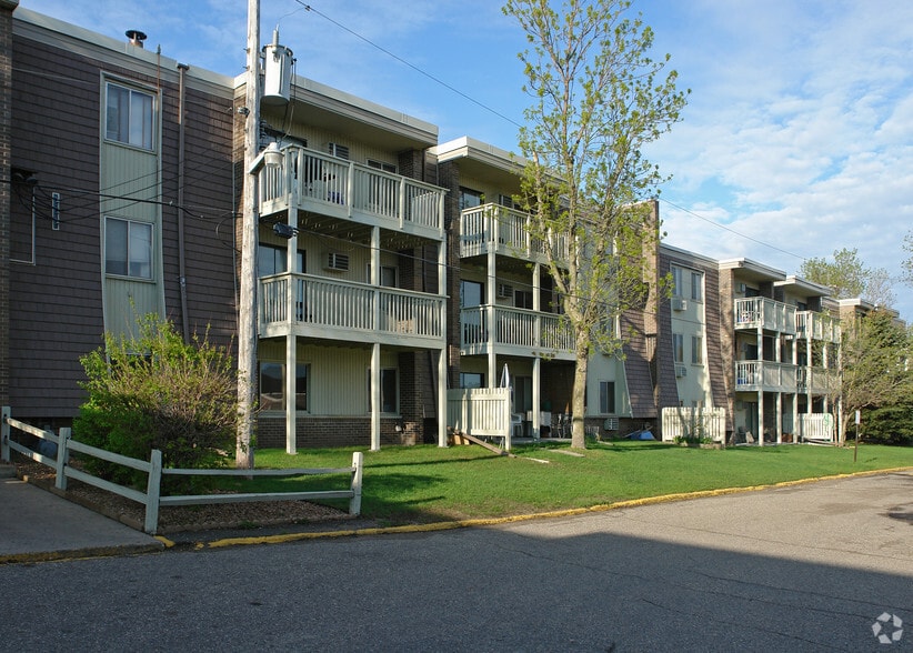 Gervais Lake Apartments Saint Paul, MN Apartment Finder