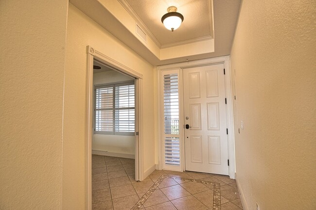 Building Photo - Annual Unfurnished 2 Bedroom 2 Bathroom with a Flex Room in The Waterfront on Venice Island!