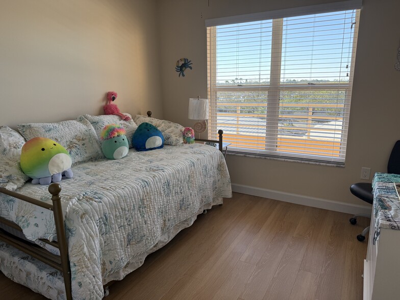 Building Photo - 4550 Pinebrook Cir