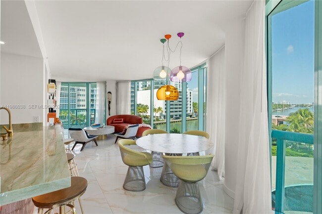 Building Photo - 6000 Indian Creek Dr