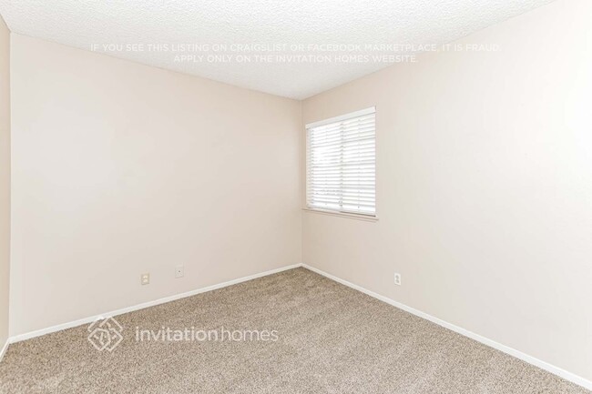 Building Photo - 7608 Velvet Canyon Ave