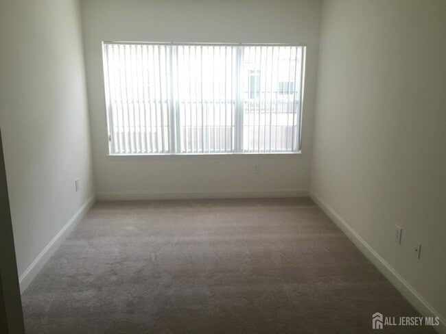 Building Photo - 143 Gawron Ct