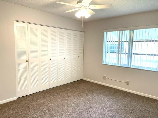 Building Photo - 1202 S Drive Cir