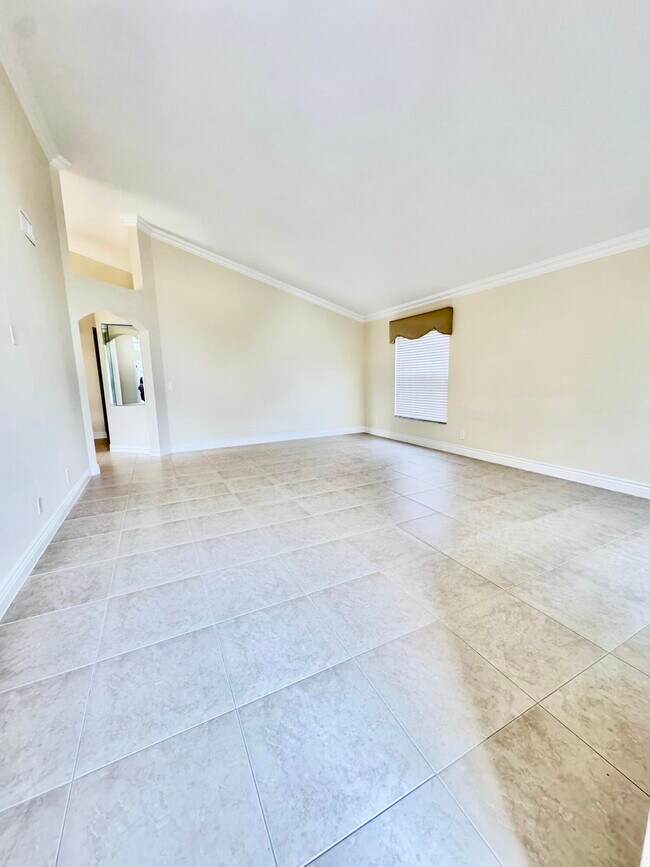 Building Photo - 54 Egret Way